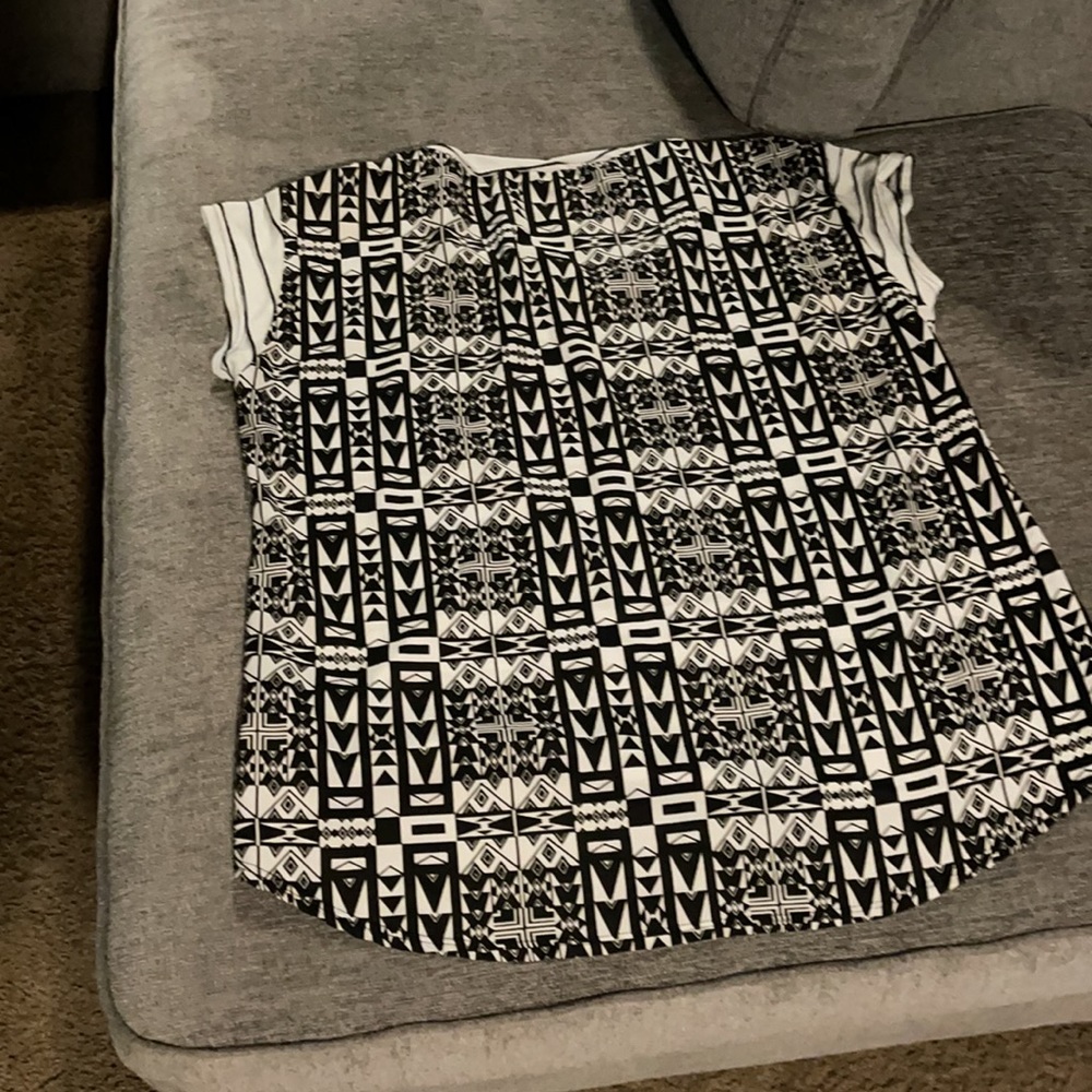 Blouse - Picture 2 of 2